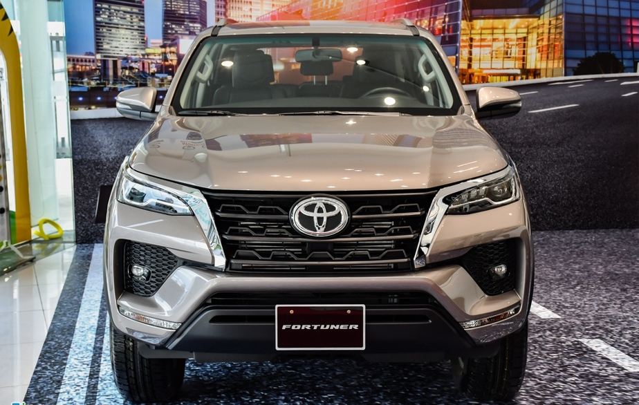 fortuner-2.4at_13